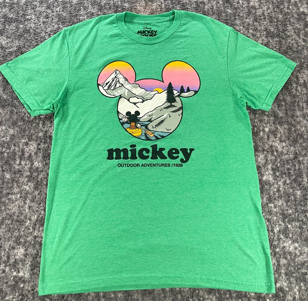 Disney Mickey Mouse Mens T-Shirt - Outdoor Adventures Mountain Size Medium